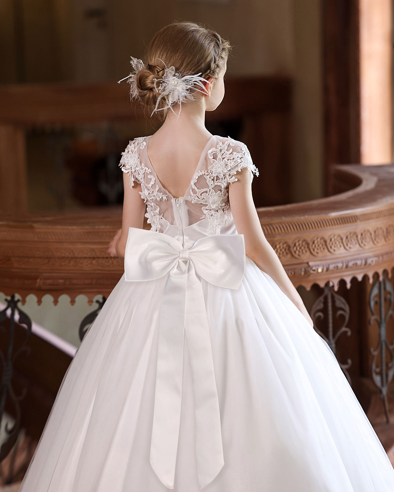 5216 Wholesale Ivory White Vintage 3D Floral Embroidery Lace Tulle Princess Flower Girl Dress 6-7Y Graduation Ballet Clothes