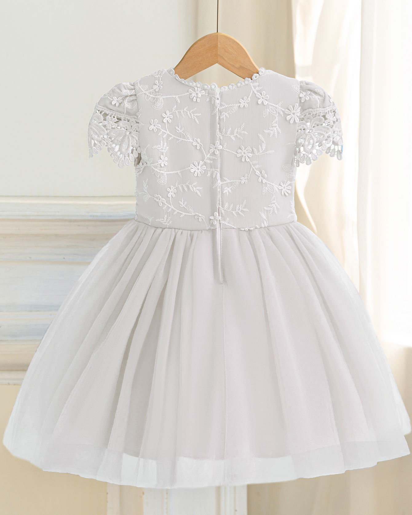 6258 Wholesale Little Girl Gold Party Dress Frock 3Y Fancy Princess Dress 2 Years Baby Girl Tulle Embroidery Birthday Gown
