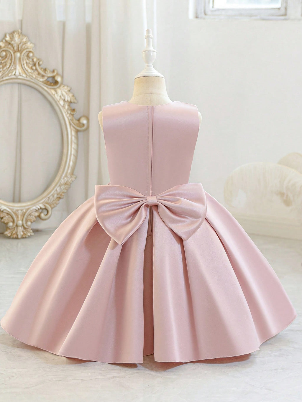 5323 Wholesale Beautiful Satin Beaded Pink Formal Short Pageant Princess Frock Dress for Little Girls 5 Years Old Birthday Party