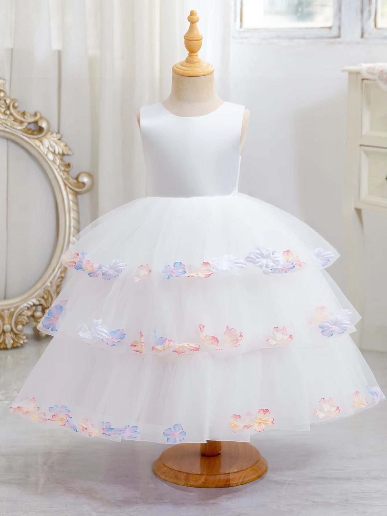 5270 Girl Birthday Dress Backless Big Bow OEM ODM Party Style Princess Flower Girl Dresses Wedding Kids White
