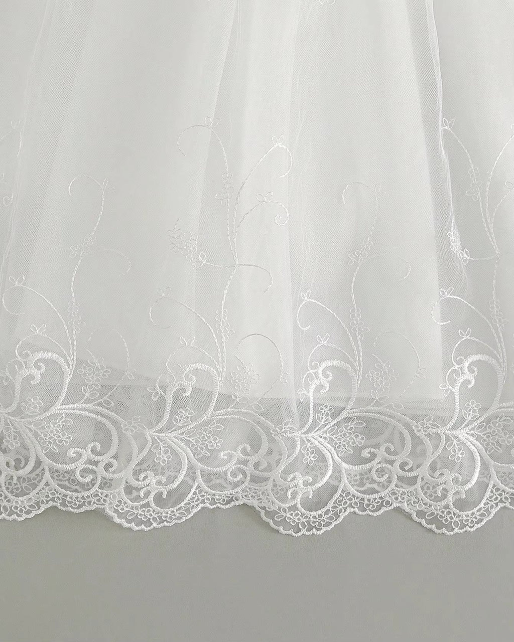 7952 New Newborn Baby Clothes Baptism Dress for Baby Girl Birthday Party White Long Sleeves Fluffy Baby Dresses 0-12 Months Suit