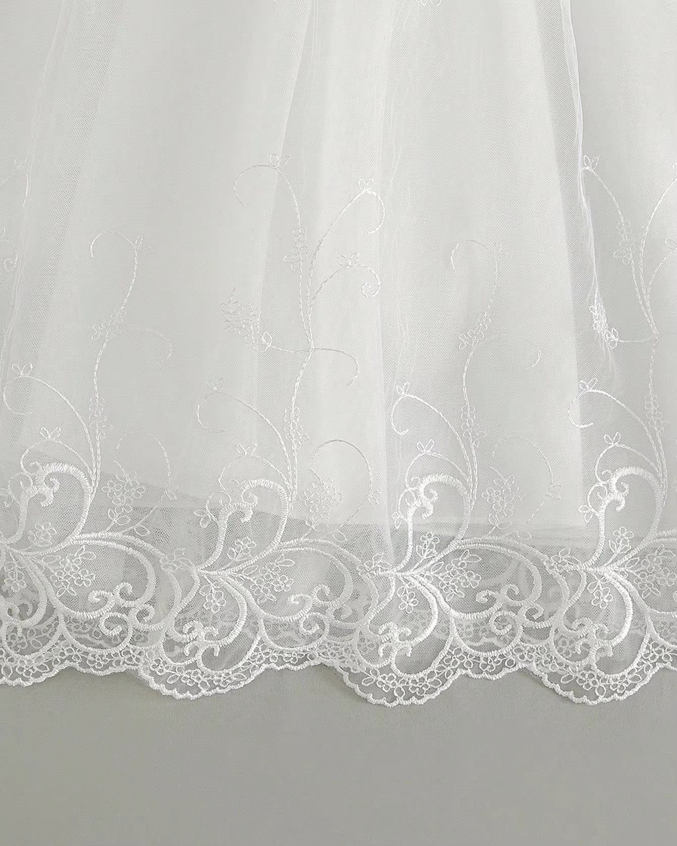 7952 New Newborn Baby Clothes Baptism Dress for Baby Girl Birthday Party White Long Sleeves Fluffy Baby Dresses 0-12 Months Suit