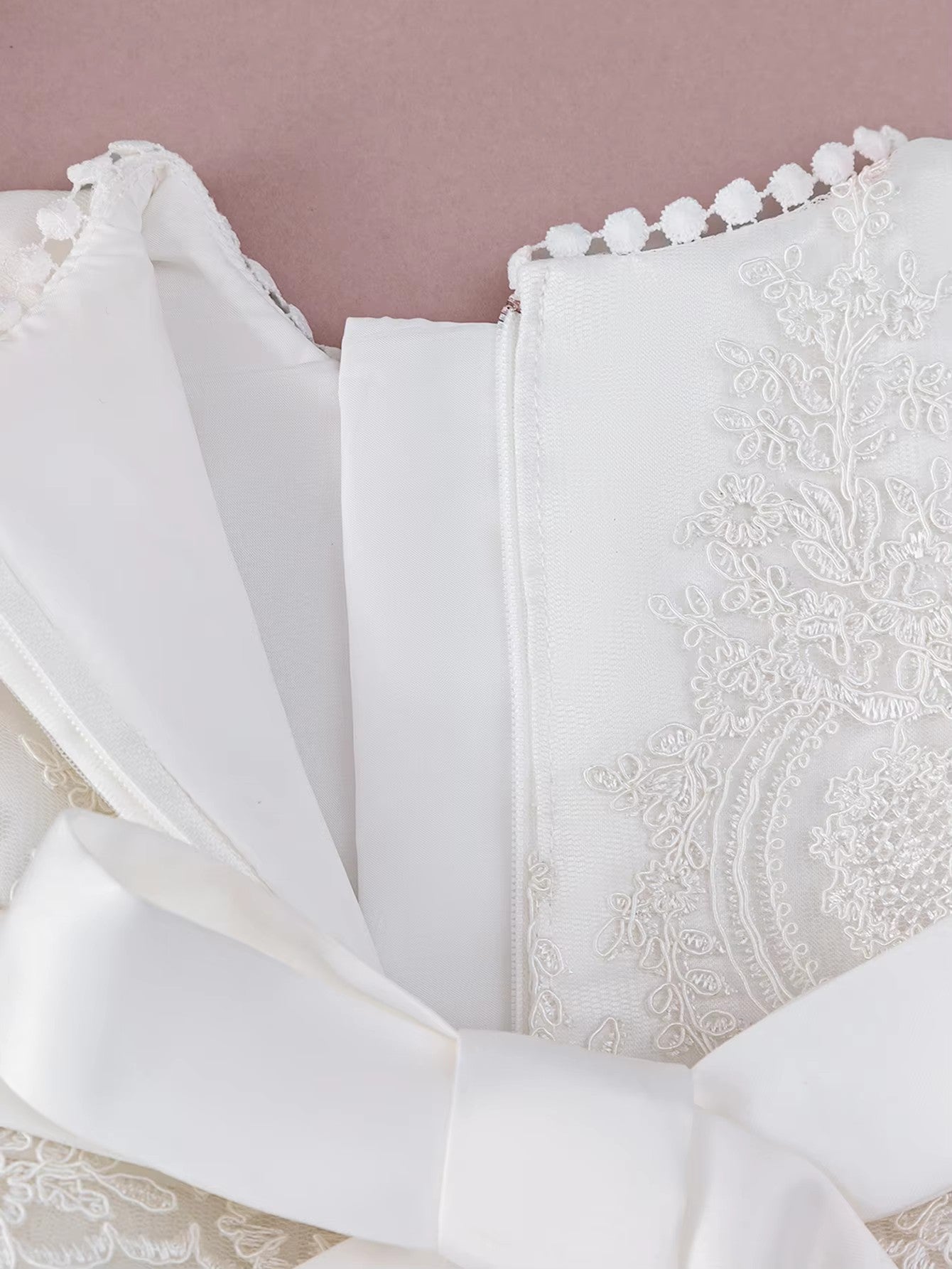 5185 Wholesale Summer New Baby Girl Dresses Princess 0-2 Years Embroidery Lace White Baby Birthday Wedding Party Baptism Gowns