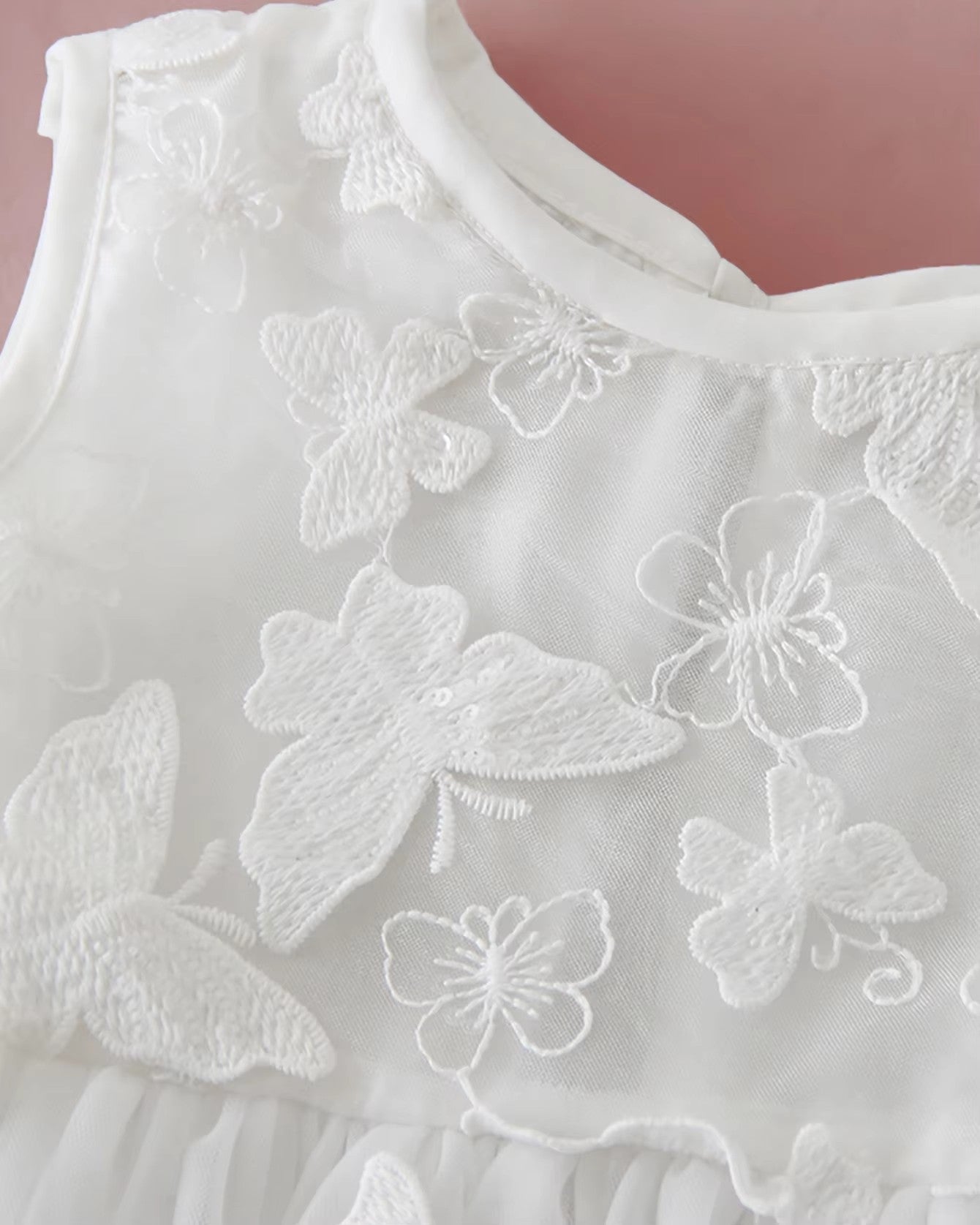 9868 Baby Girls Baptism Dress Christening White Sleeveless Bow Outfits Elegant Fancy Embroidered with Bonnet