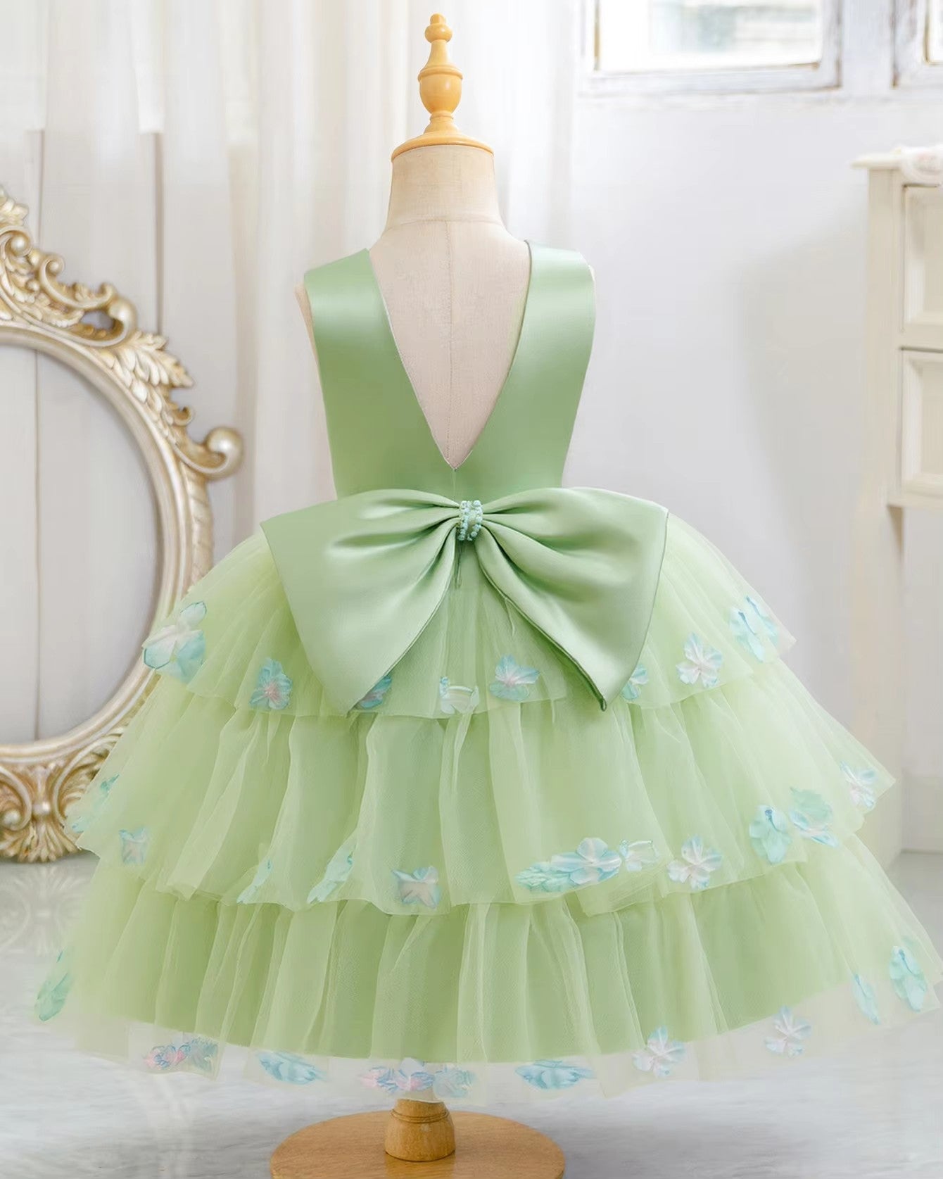 5270 Kids Dresses for Girls Sleeveless V Backless Girls' Dresses Floral Puffy Luxury Prom Party Gown