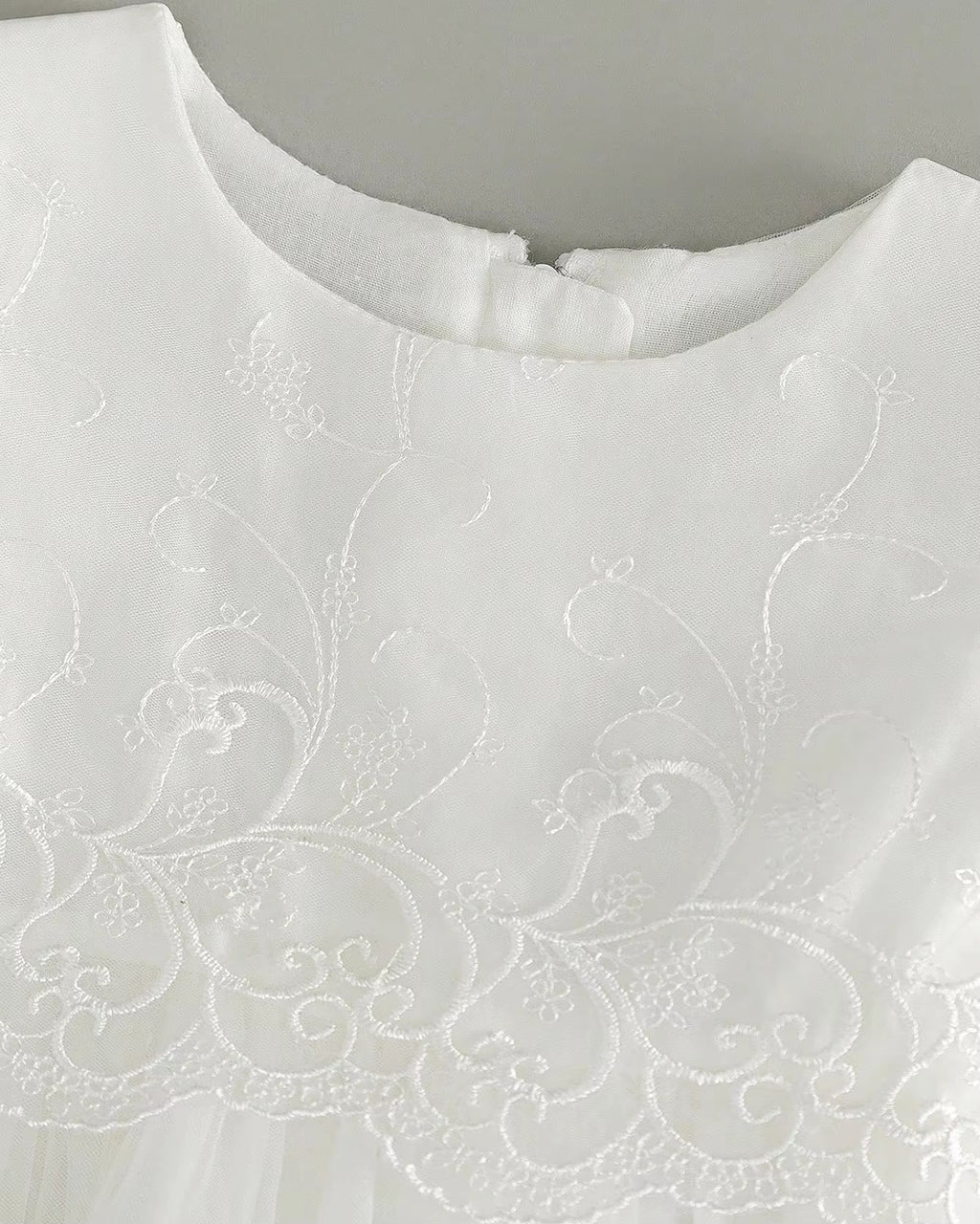 7952 New Newborn Baby Clothes Baptism Dress for Baby Girl Birthday Party White Long Sleeves Fluffy Baby Dresses 0-12 Months Suit