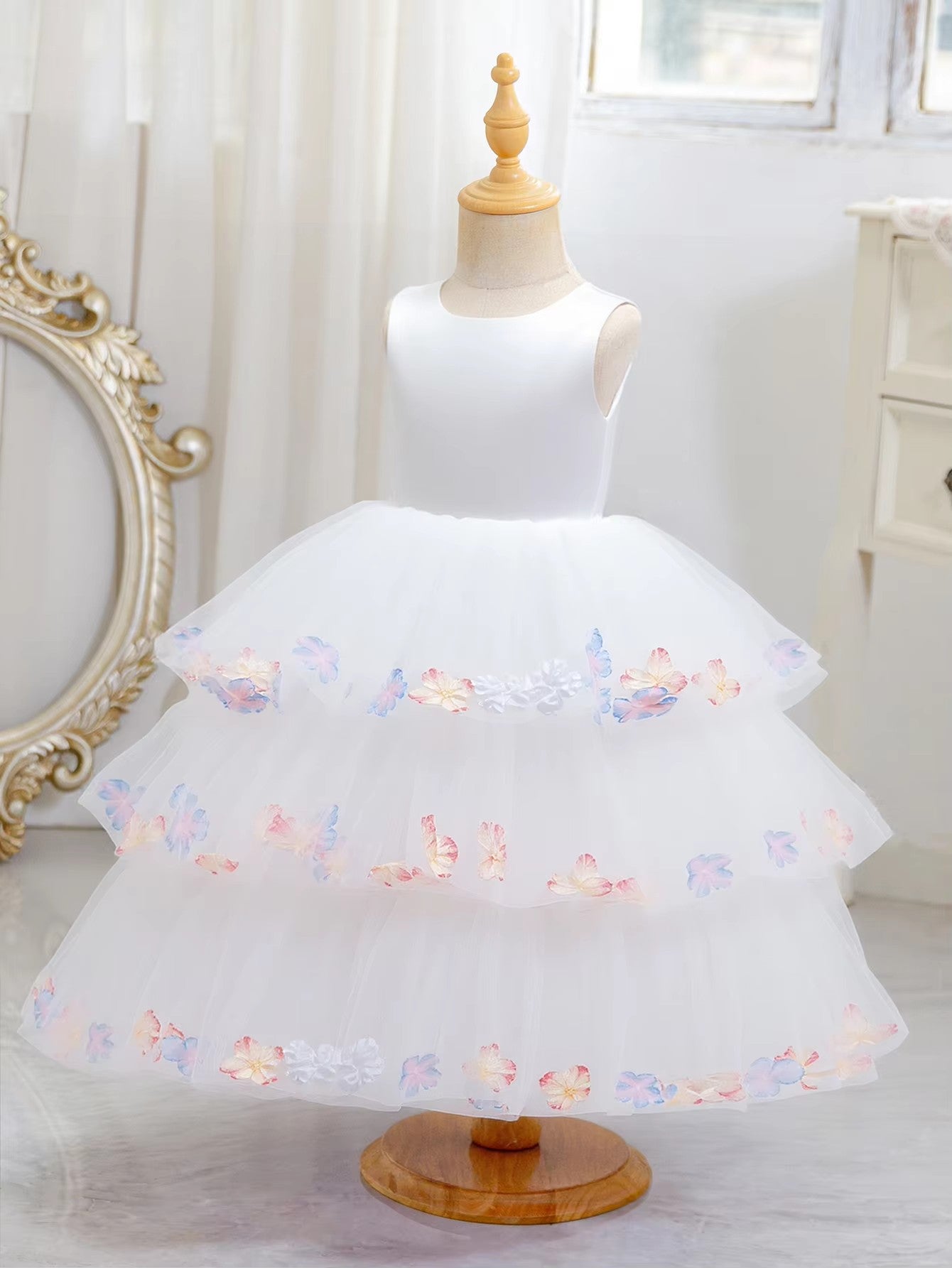 5270 Girl Birthday Dress Backless Big Bow OEM ODM Party Style Princess Flower Girl Dresses Wedding Kids White