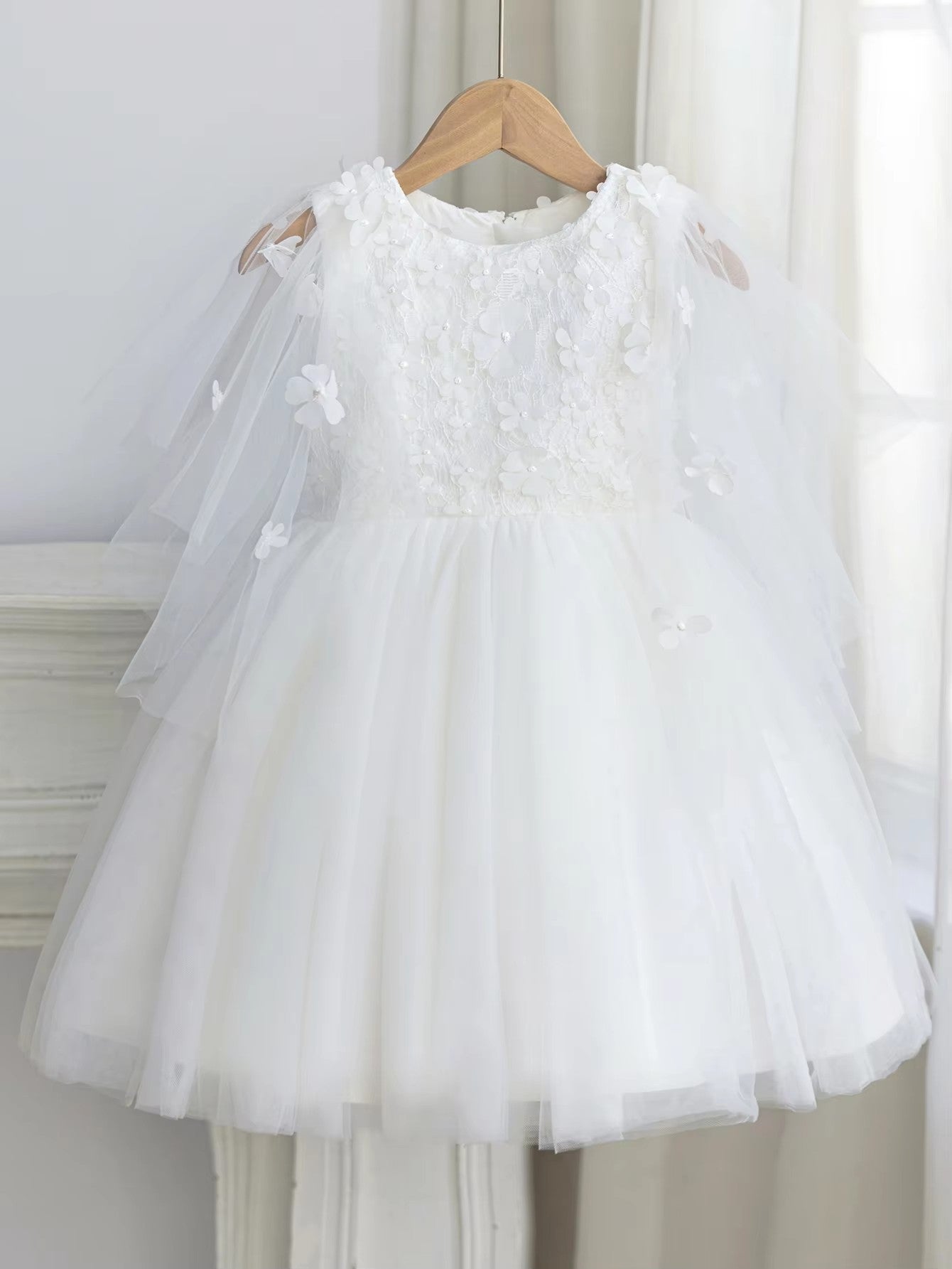 5176 White Dresses Elegant Embroidery Floral Kids Wedding Gown Short Flower Girls' Dresses Party Dress for Baby Girl