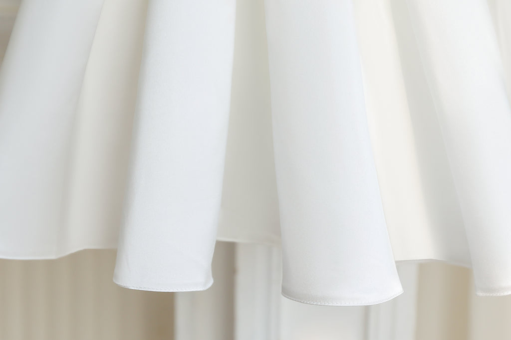 7891 First Communion Dress White Pearl Satin Formal Dress Girls Bow Baptism Church Wedding Graduation Short Gown 7 Years Old
