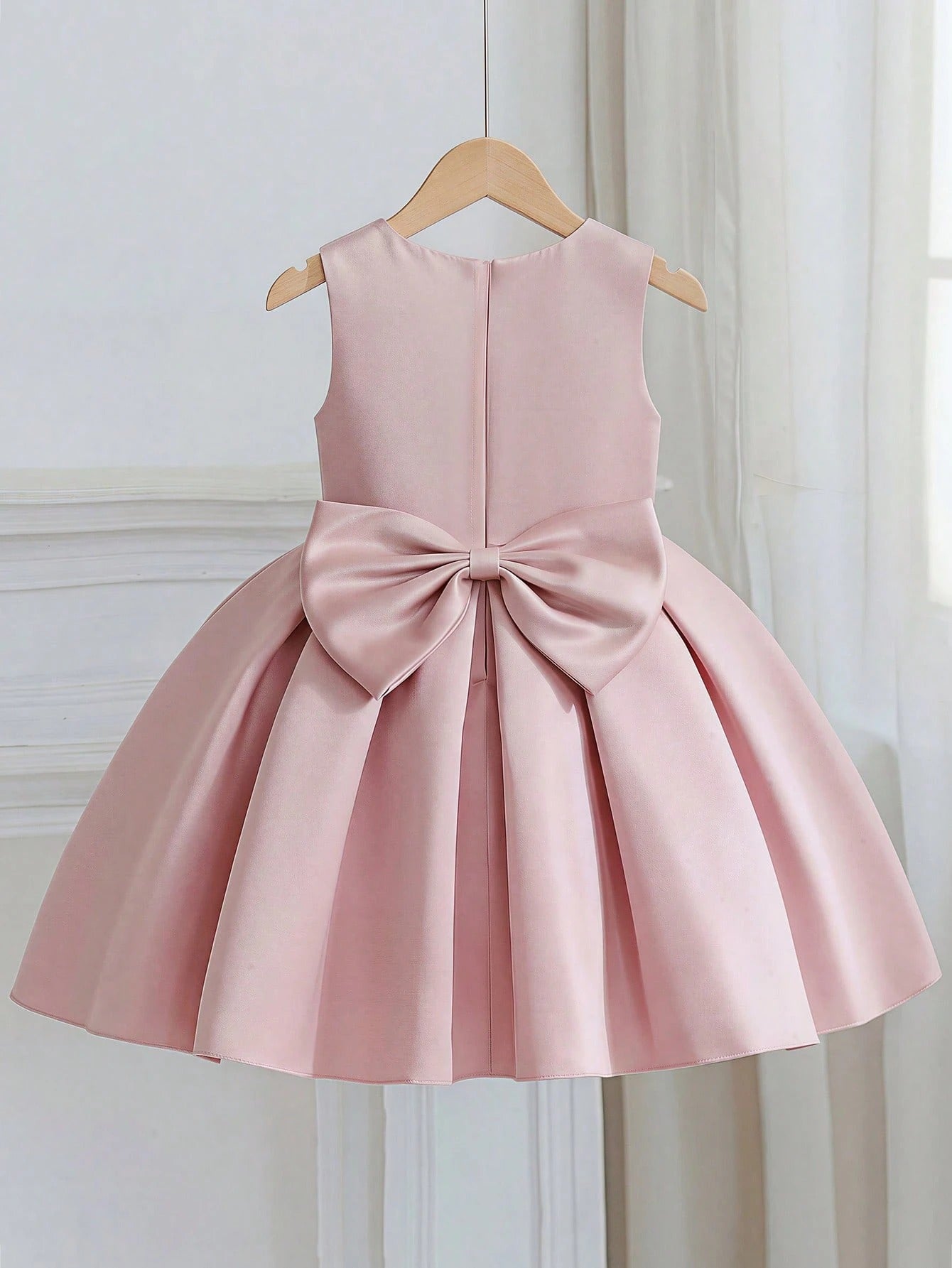 5323 Wholesale Beautiful Satin Beaded Pink Formal Short Pageant Princess Frock Dress for Little Girls 5 Years Old Birthday Party